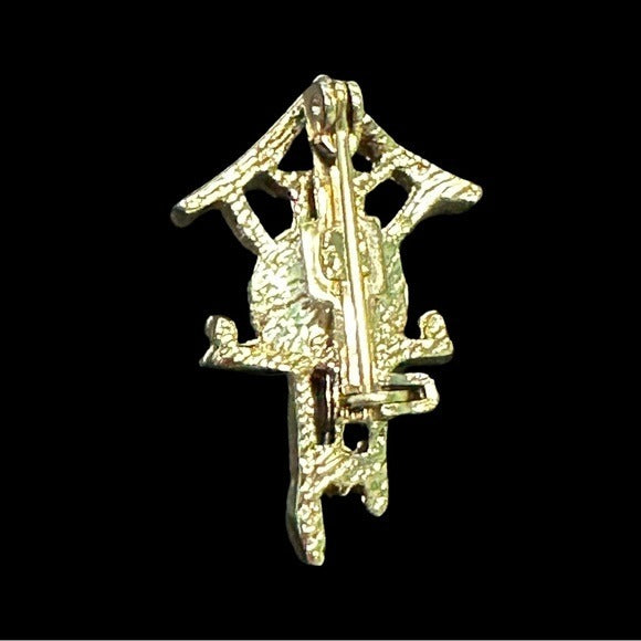 Vintage Brooch Clock Shaped