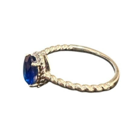 Vintage Solitaire Ring Blue