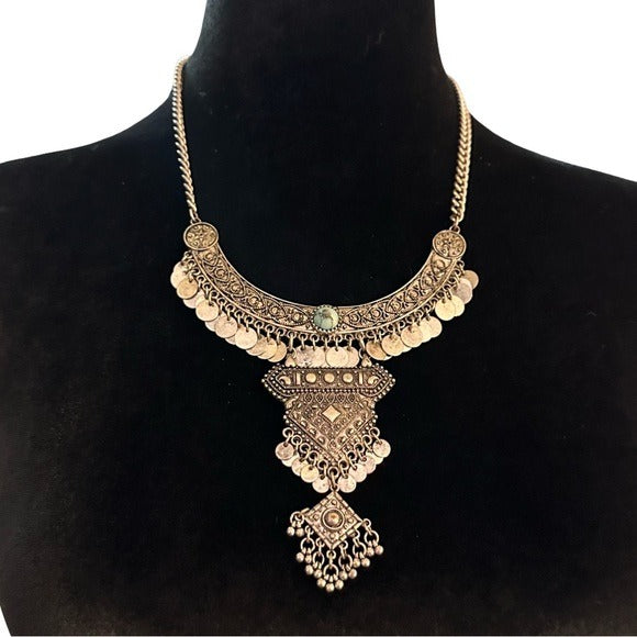 Max and Zoe Necklace Statement